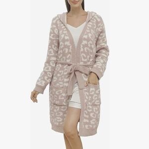 Blush Leopard Hooded Robe